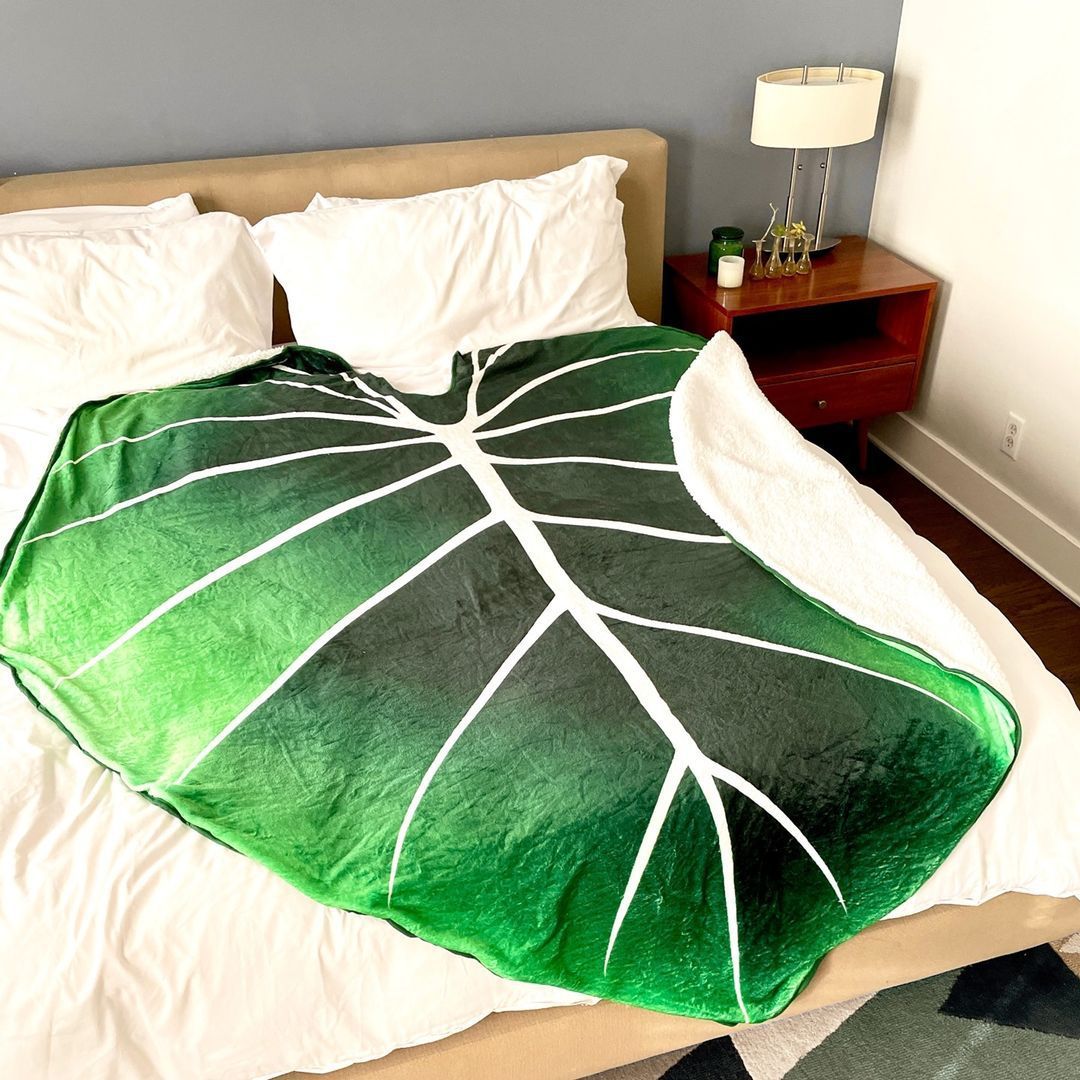 Philodendron Leaf Giant Blanket